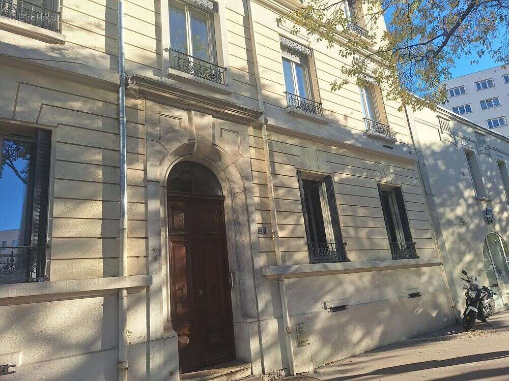 Appartement à LYON-7E