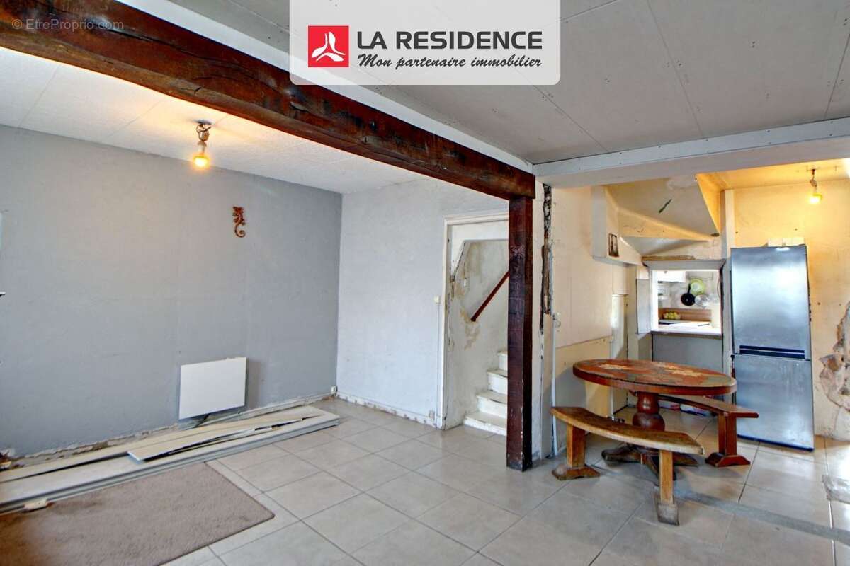 Maison à LA CHAPELLE-REANVILLE