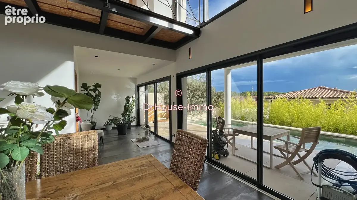 Maison 5 pièces 258 m² à vendre à Nimes (30000) - photo 5