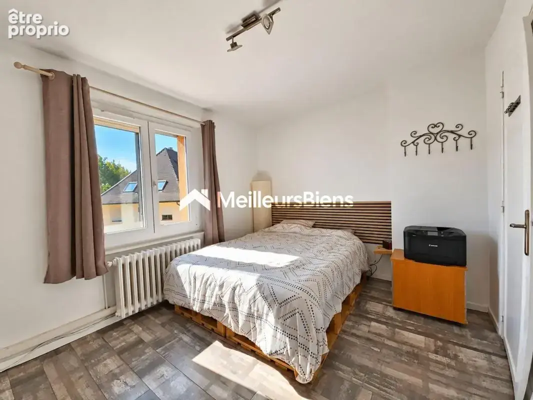 Appartement T4 proche centre-ville - photo 8