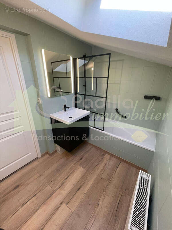 Appartement à CLUSES