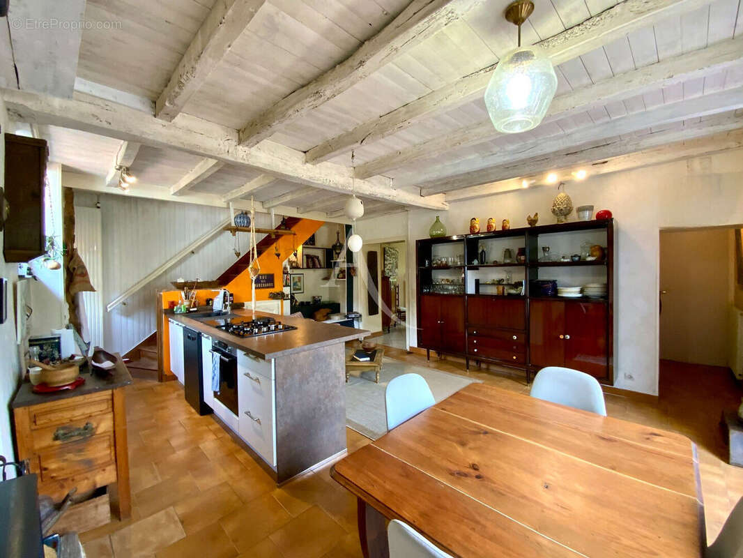 Maison Pons 6 pièce(s) 145 M² - photo 5