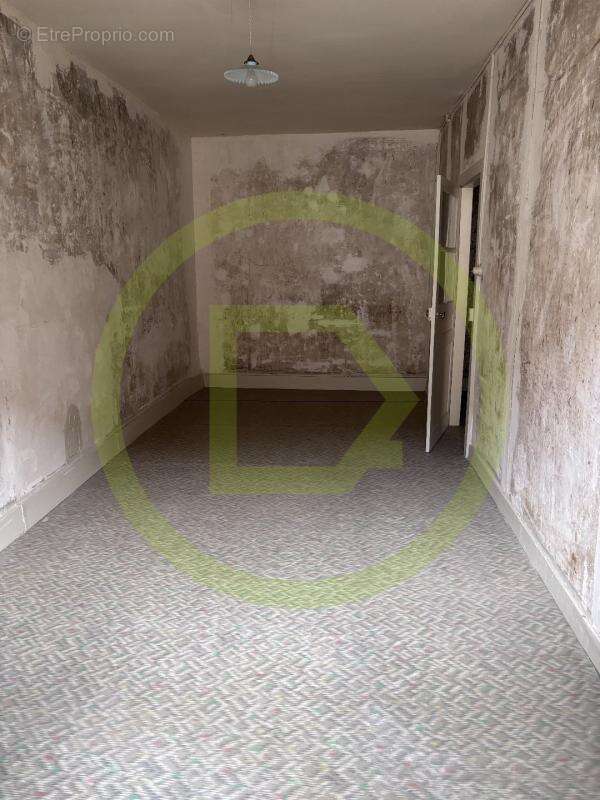 Maison à CHENERAILLES