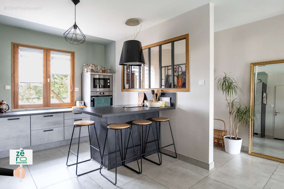 Maison à LES HERBIERS