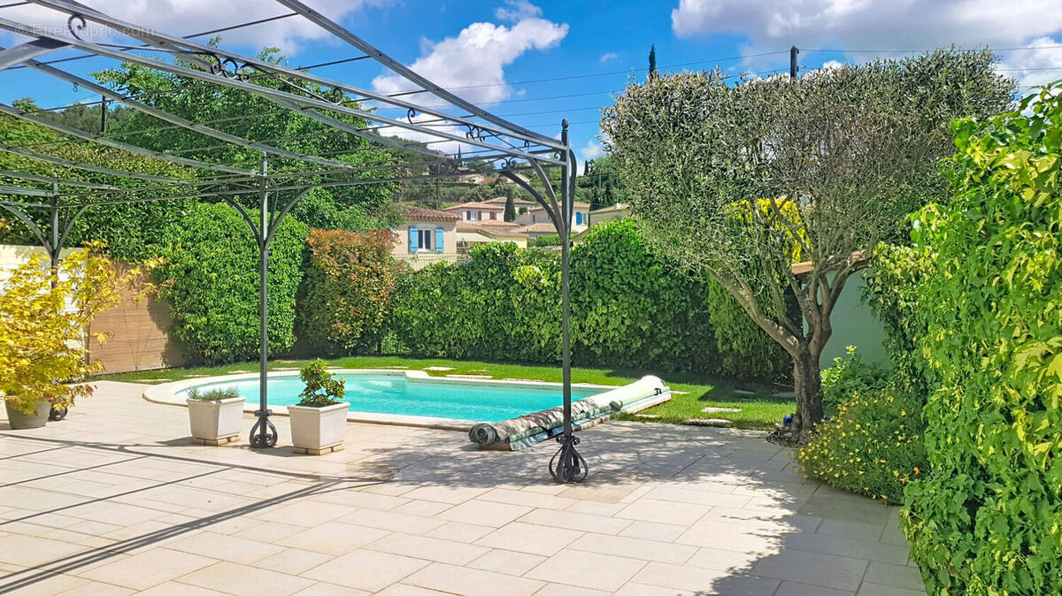 Maison à MARSEILLE-11E