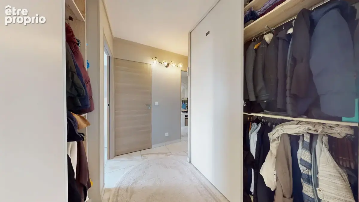 Exclu AVL  Aubervilliers Proche métro 4 Chemins  3/4 Pièces au dernier étage  Balcon et Vues Dégagées  Appartement Traversant  E - photo 13