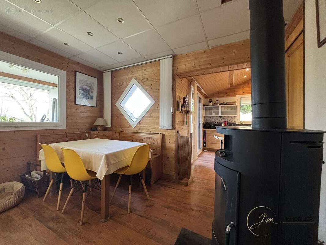 Maison à SAINT-SAUVEUR-CAMPRIEU