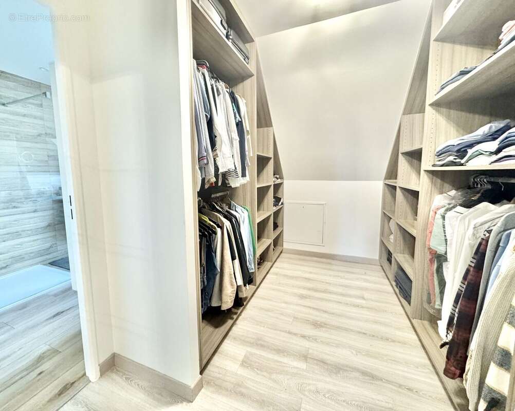 Maison à VILLECRESNES