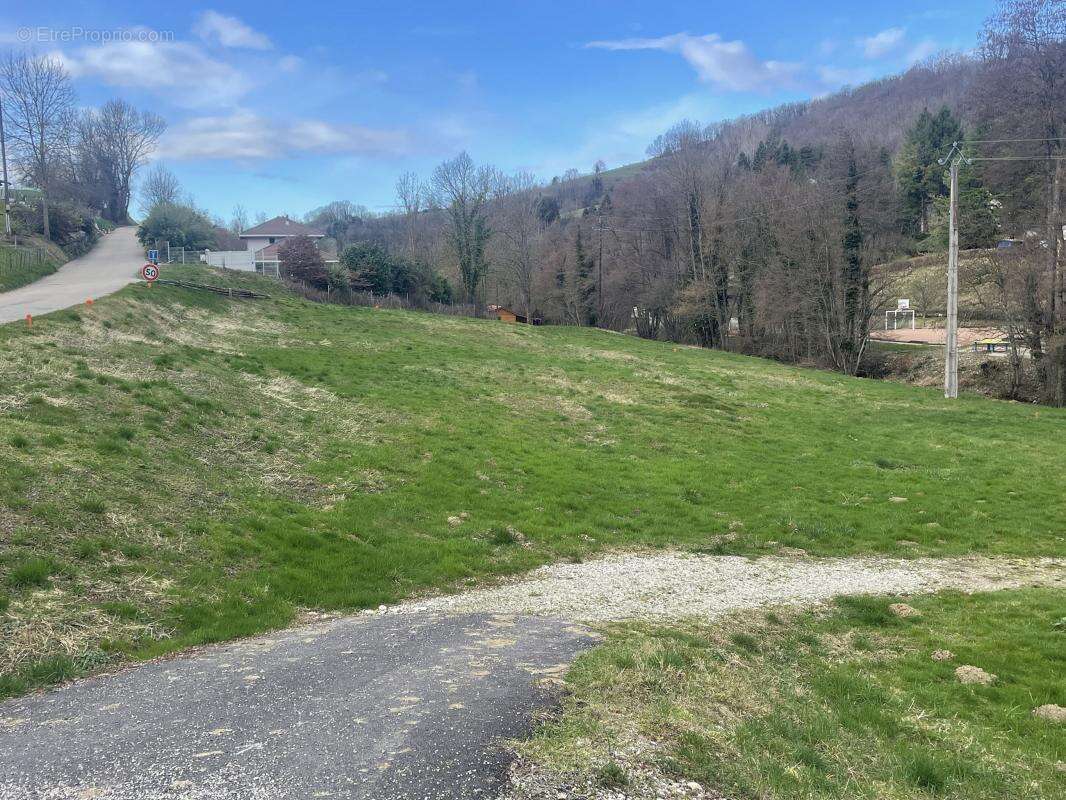 Terrain à LA FORTERESSE