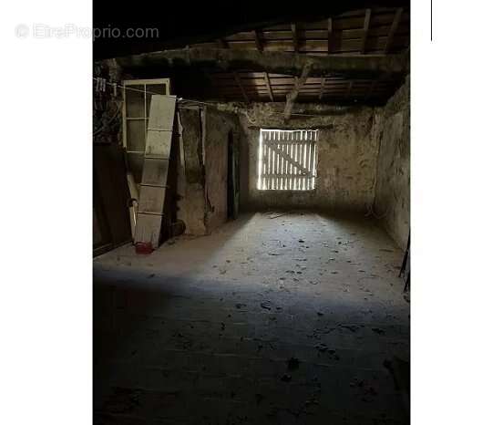 Maison à LA ROQUEBRUSSANNE