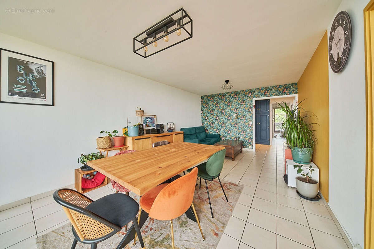 Appartement à LYON-9E