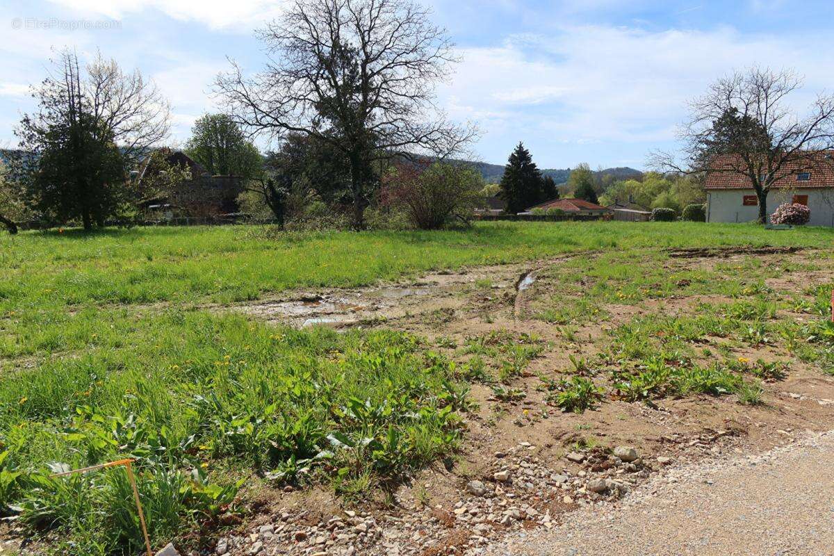 Terrain à BESANCON