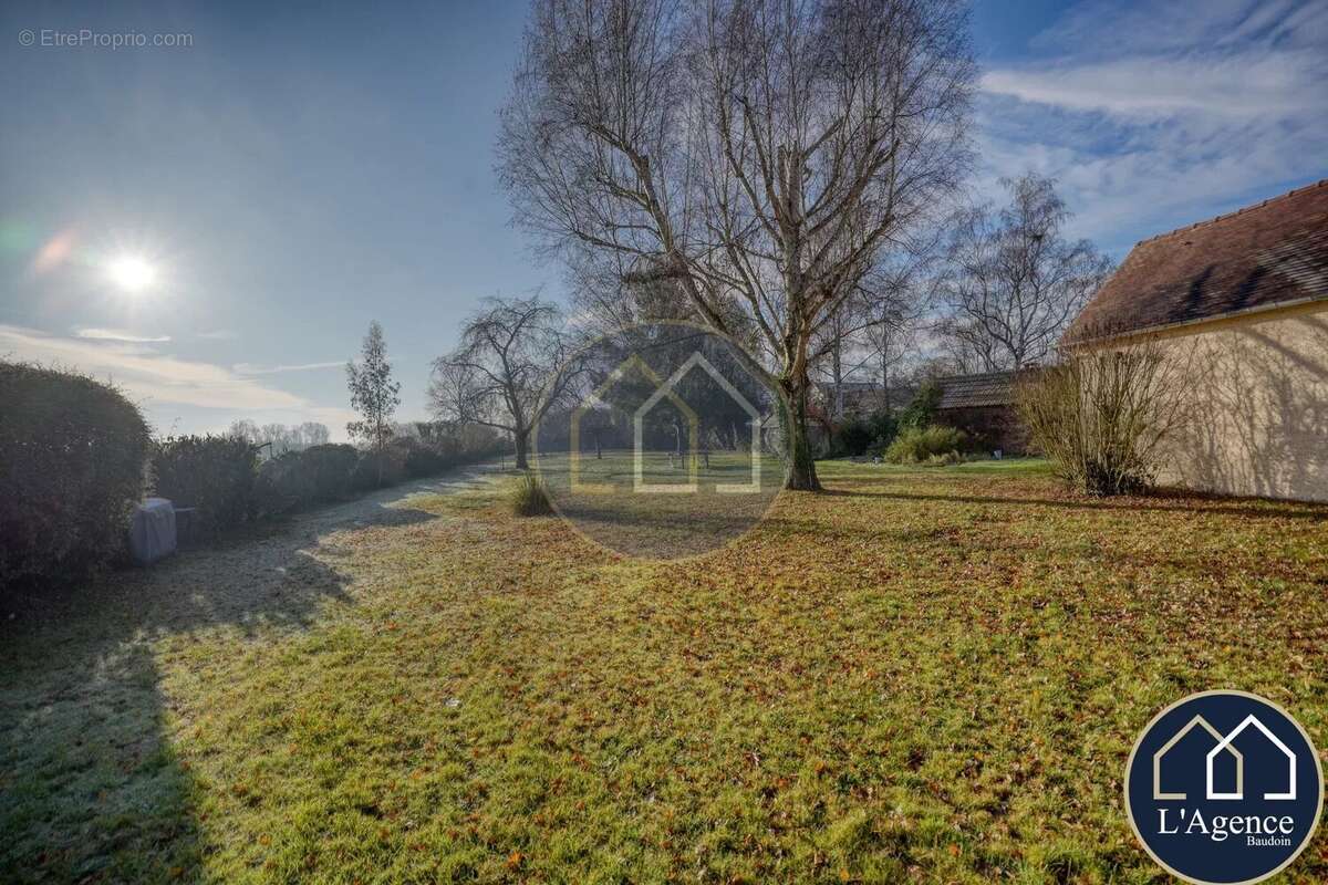 Maison à NOGENT-LE-ROI