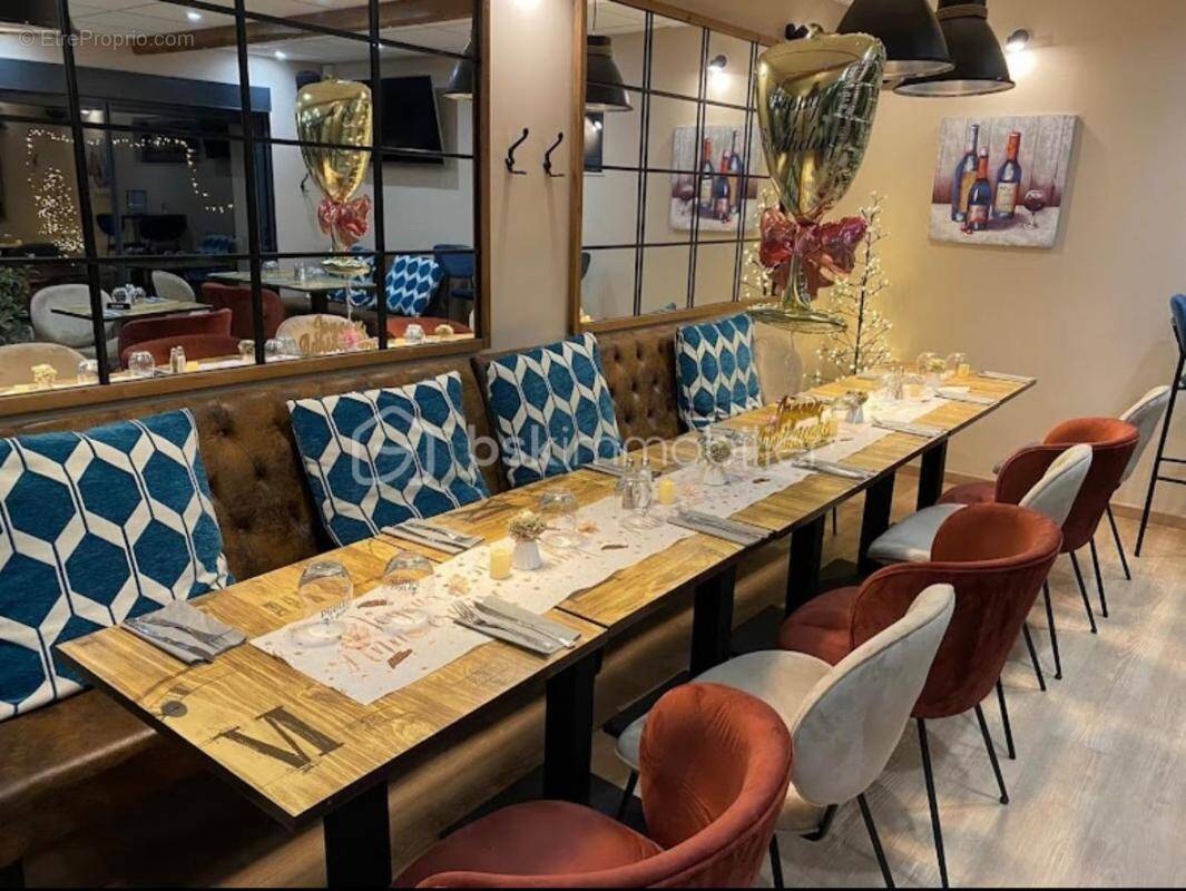 Commerce à FRESNES-LES-MONTAUBAN