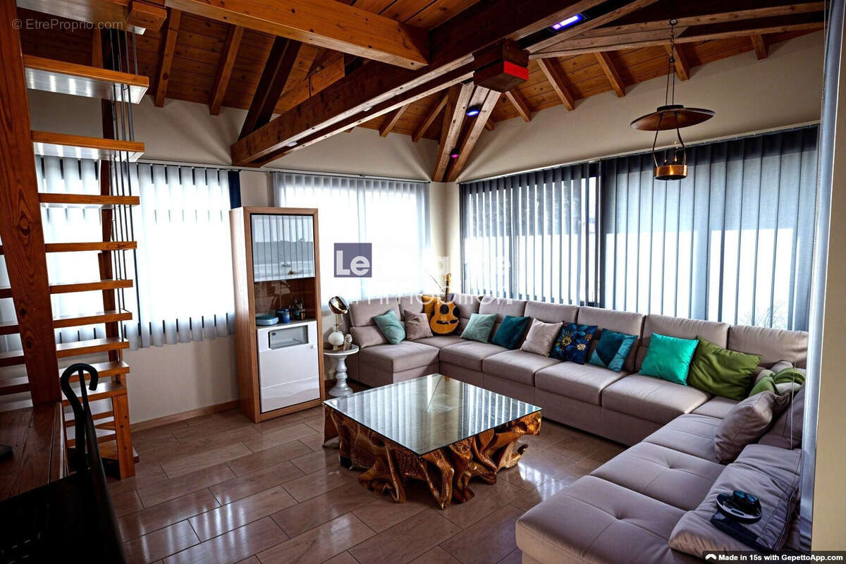 Maison à GRESY-SUR-AIX