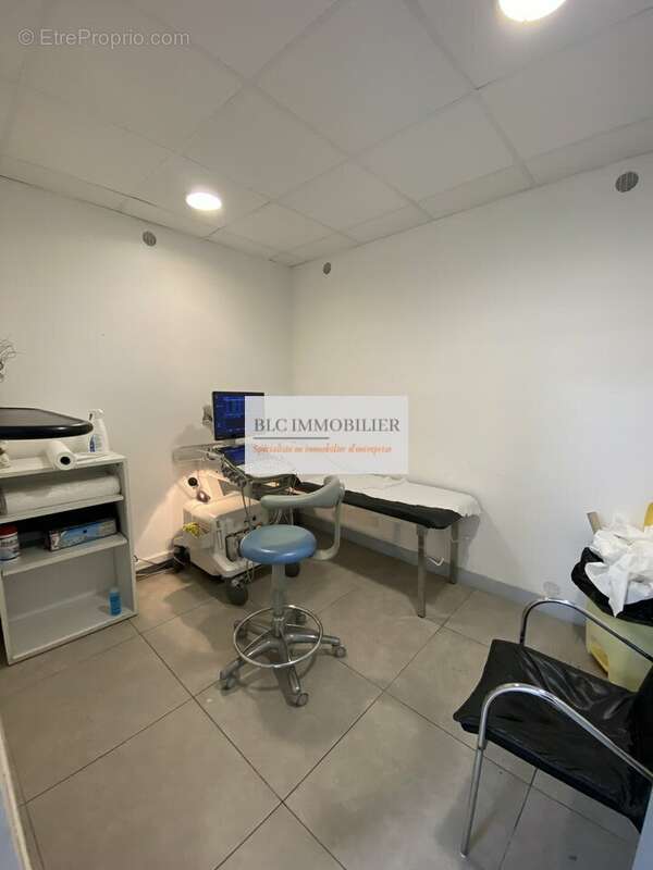 Autre à MARSEILLE-16E