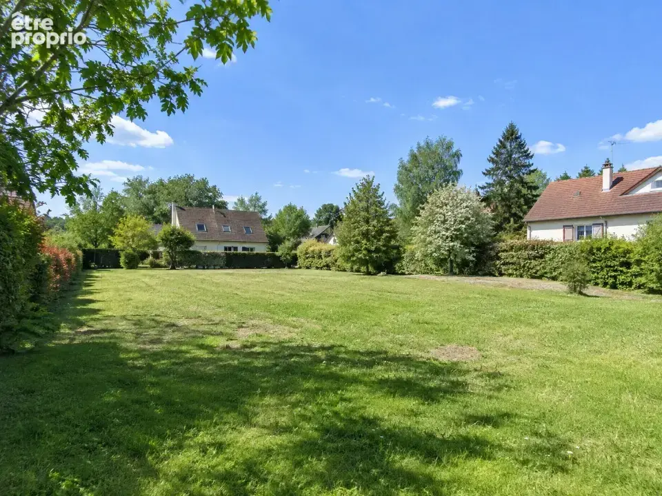 Terrain à ATTAINVILLE