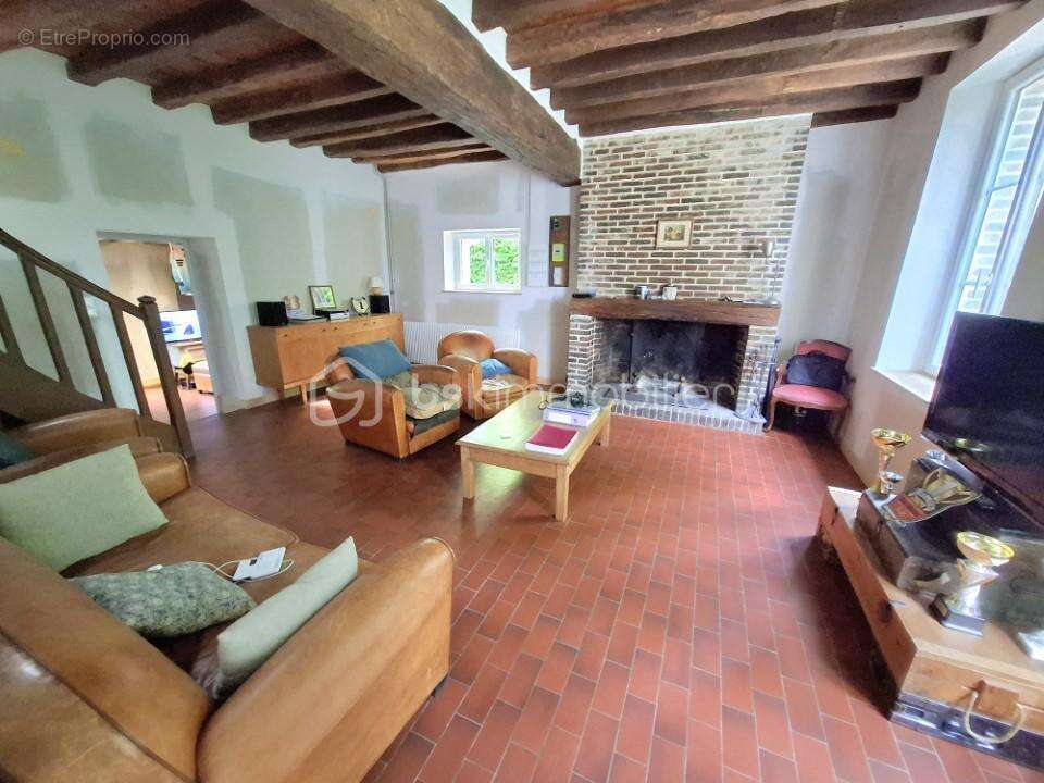 Maison de charme rénovée avec grange - photo 9