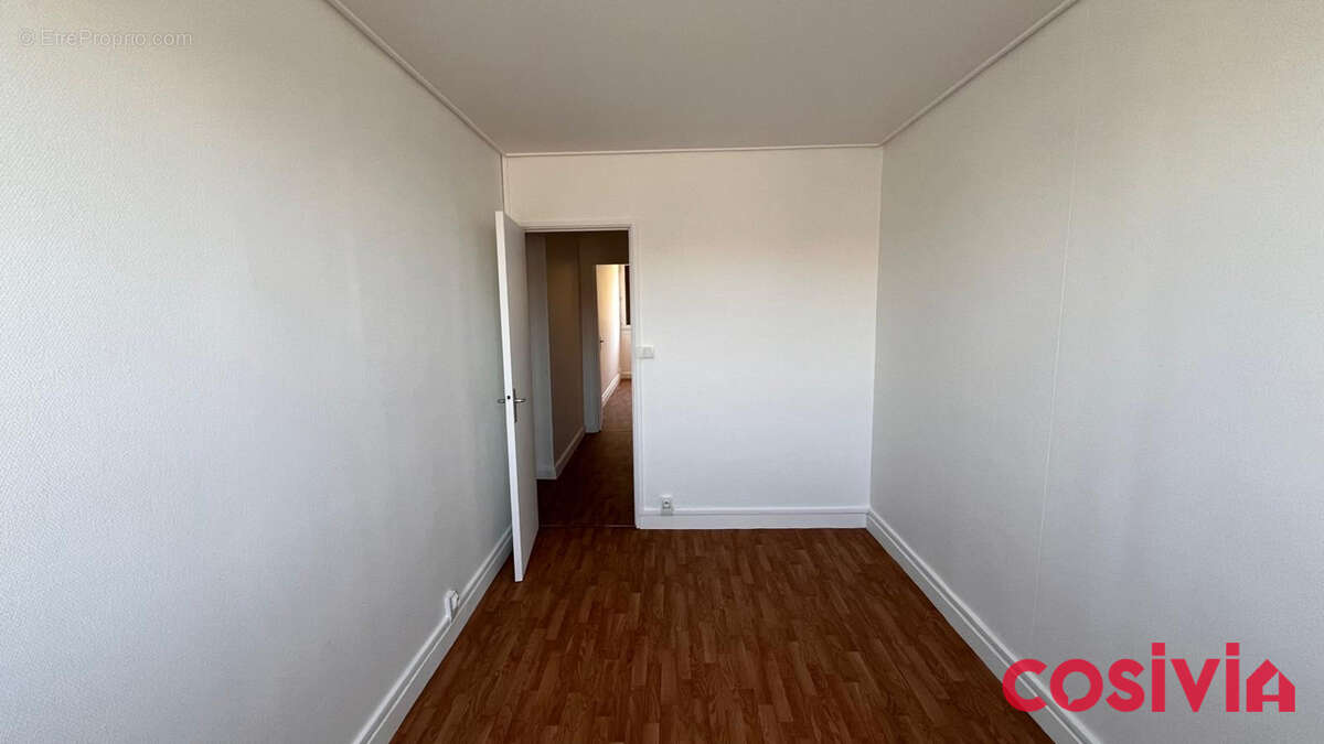 Appartement à NANTERRE