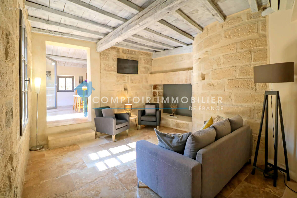 Appartement à UZES
