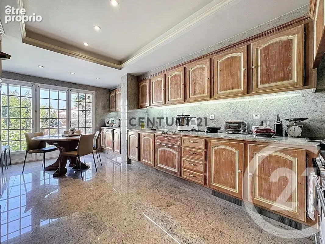 Maison 4 pièces 140 m² à vendre à Maisons-Alfort (94700) - photo 6