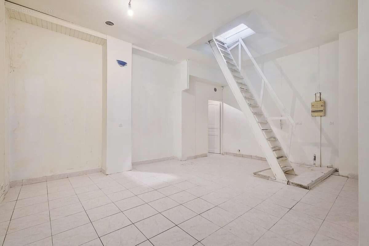 Appartement à PARIS-8E