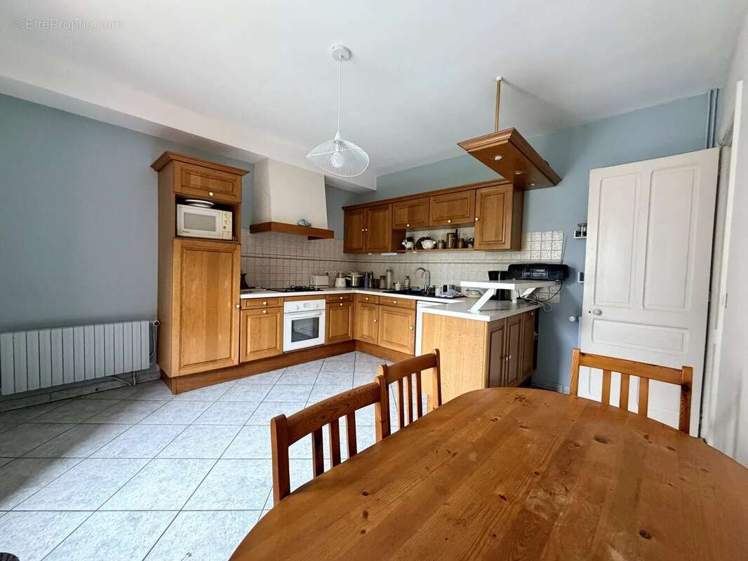 Maison de ville - 133m2 - 4 chambres - terrain 256m2 - photo 4