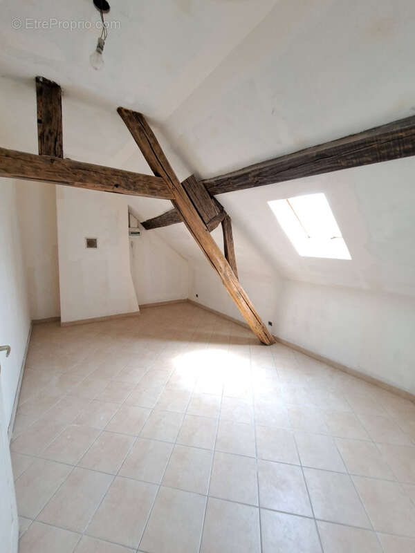 Maison à VILLENEUVE-LA-GUYARD