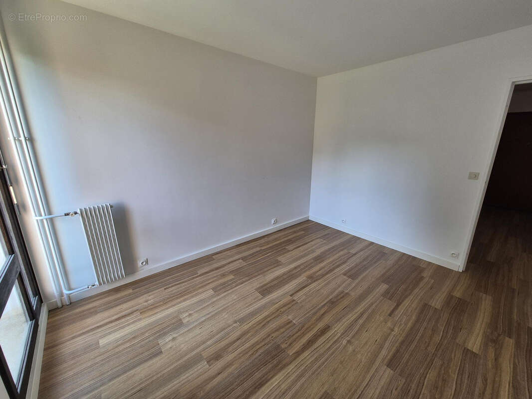 Appartement à JOUY-EN-JOSAS