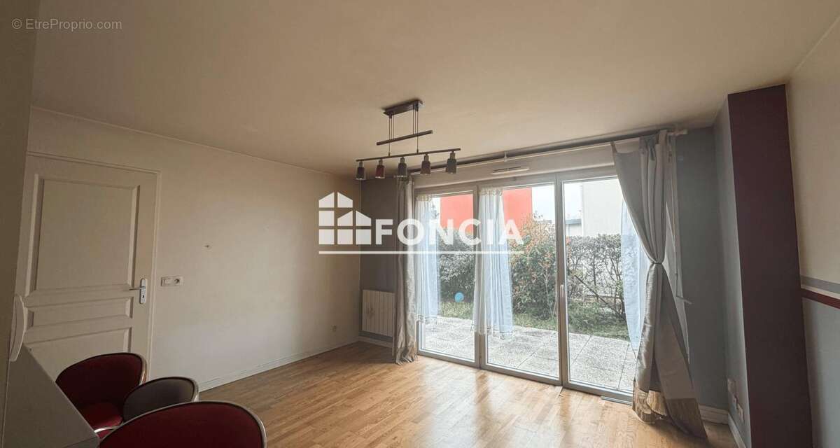 Appartement à VILLEMOMBLE