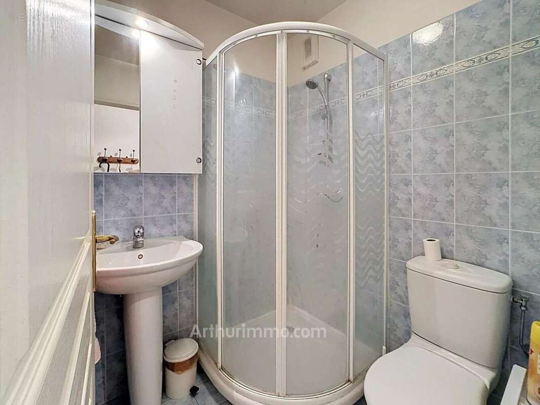 Appartement à MOUANS-SARTOUX