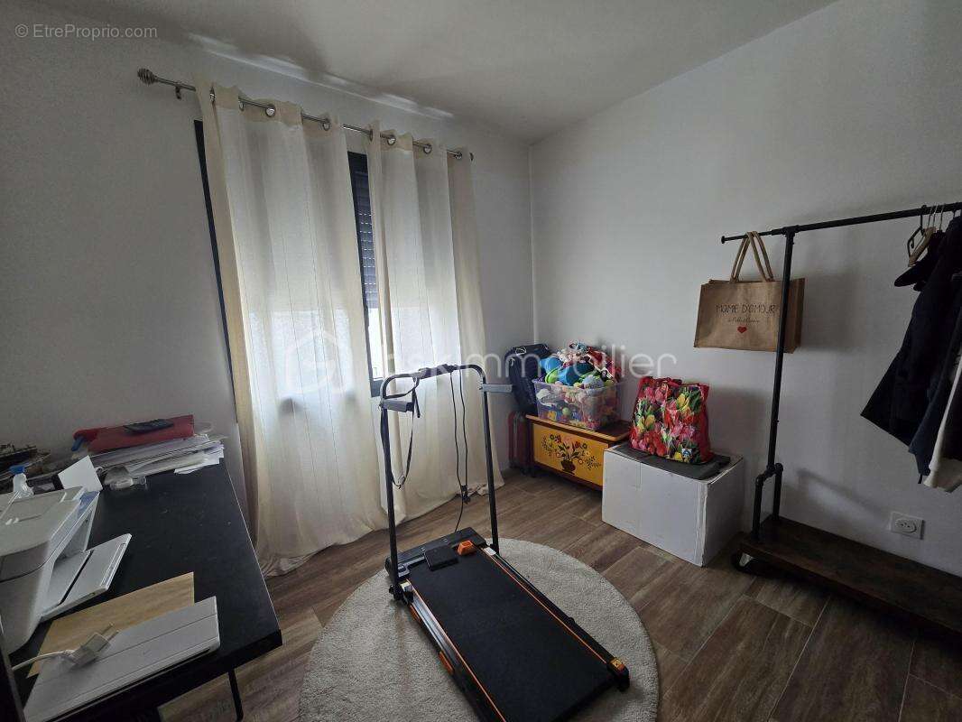  niort – maison plain-pied 139 m² – 4 chambres – piscine – garage - photo 18