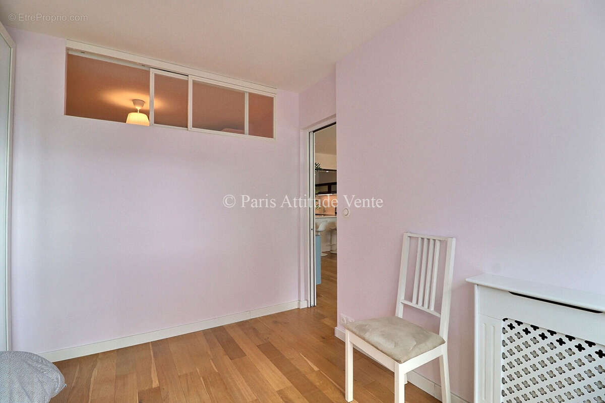 Appartement à COURBEVOIE