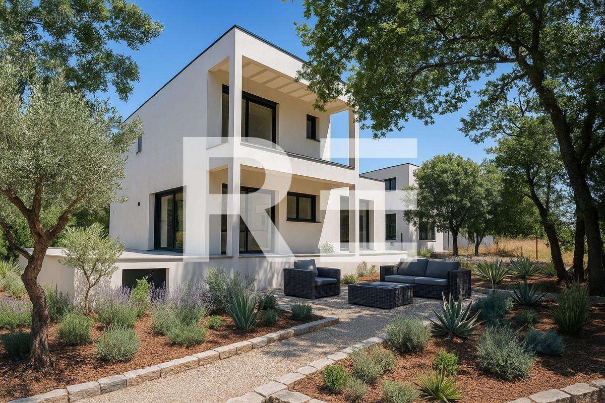 Maison à SAINT-CHRISTOL-LES-ALES