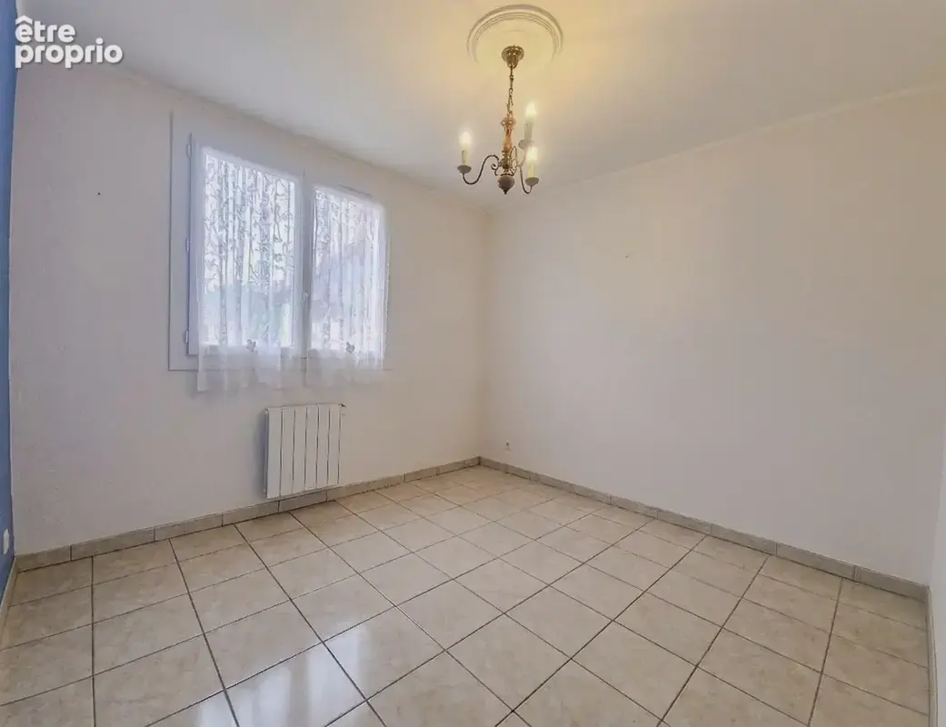 Maison familiale avec jardin plain pied- plein sud   108 m2   Pierrelatte - photo 6