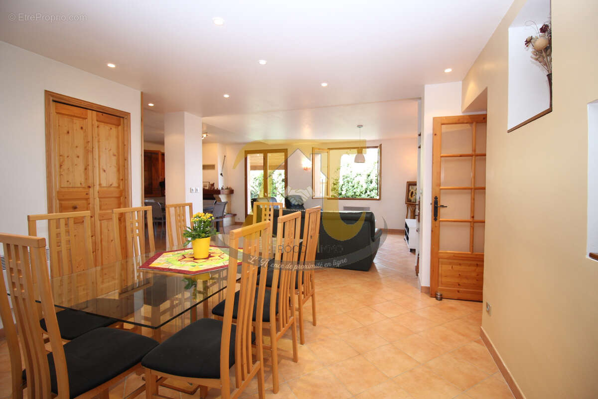 Maison à CARAMAN