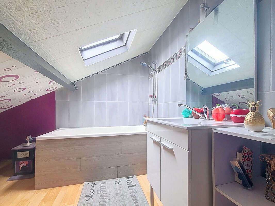 Maison à FRESNAY-LE-GILMERT