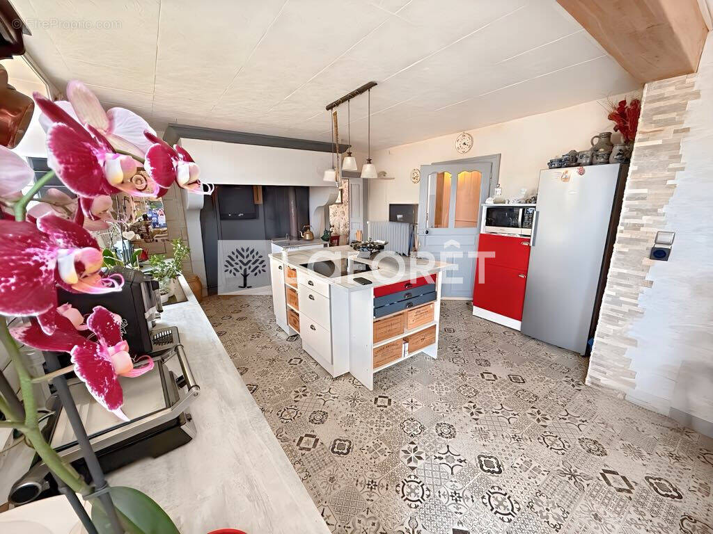 Maison à CHARMOIS-L&#039;ORGUEILLEUX