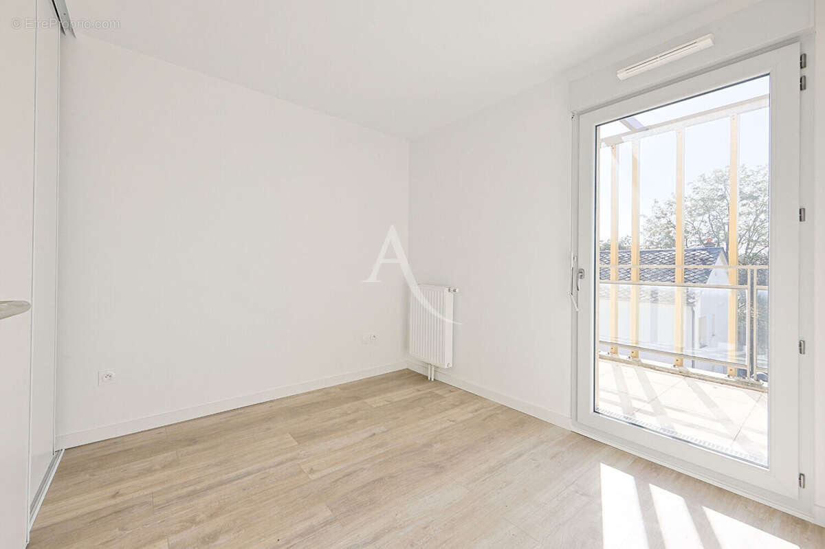 Appartement à SAINT-JEAN-DE-BRAYE