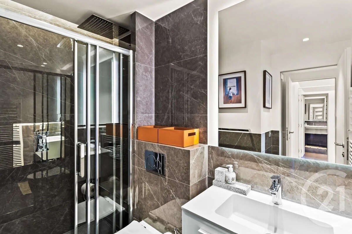 Appartement à VILLEFRANCHE-SUR-MER