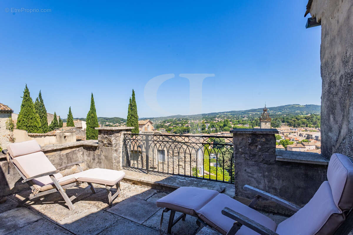 Maison à VAISON-LA-ROMAINE