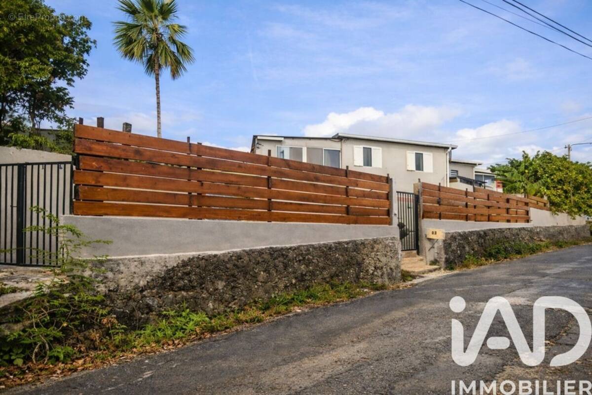 Photo 1 - Maison à LE TAMPON