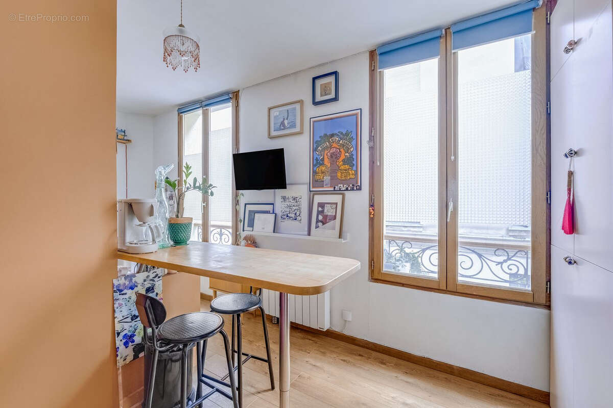 Appartement à PARIS-11E