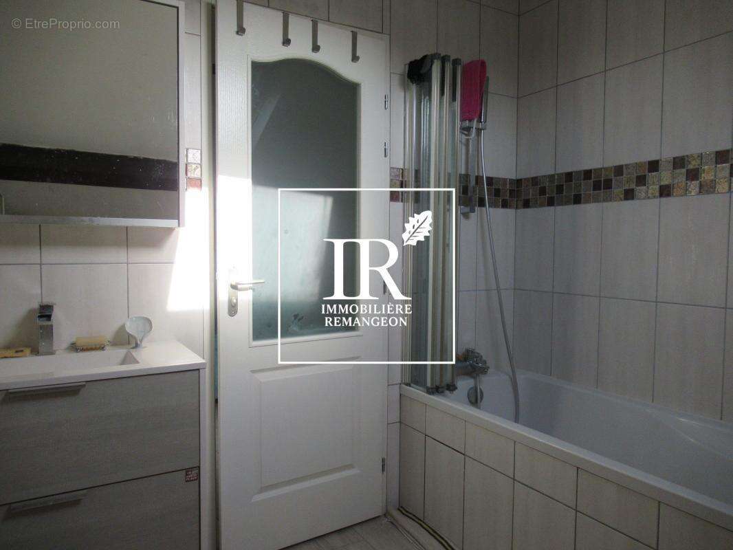 Maison de village - photo 12