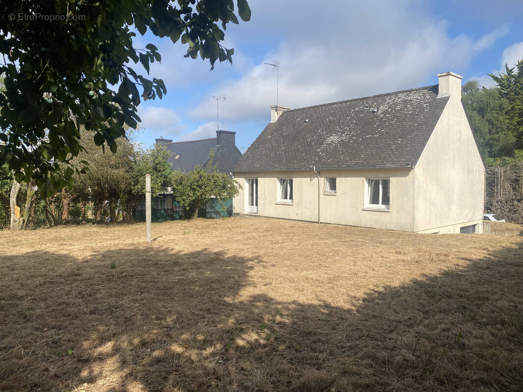 Maison à SEGLIEN