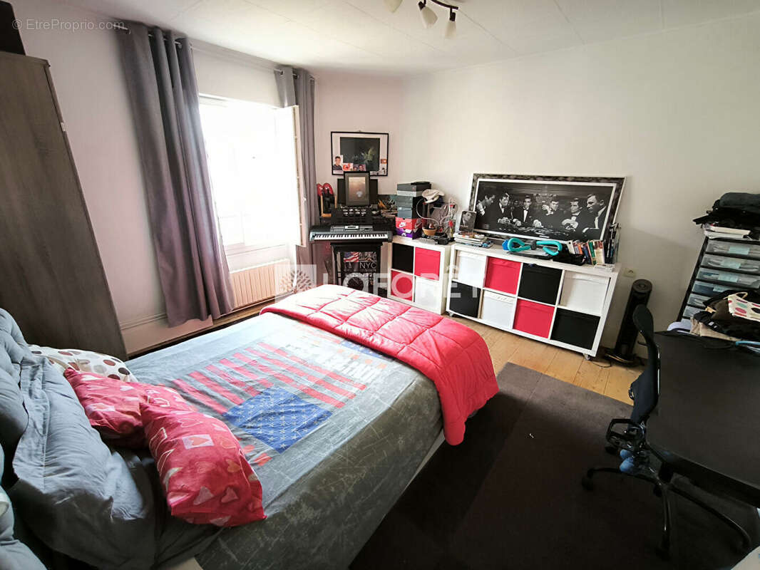 Maison à FOLLAINVILLE-DENNEMONT