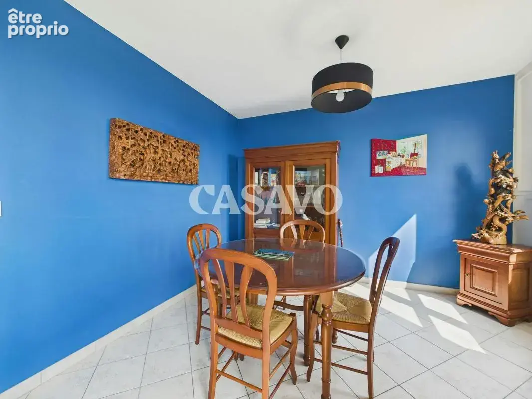 Appartement à RILLIEUX-LA-PAPE