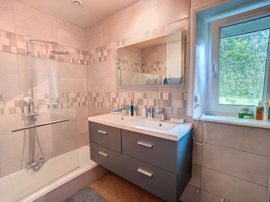 Maison à VILLERS-BOCAGE