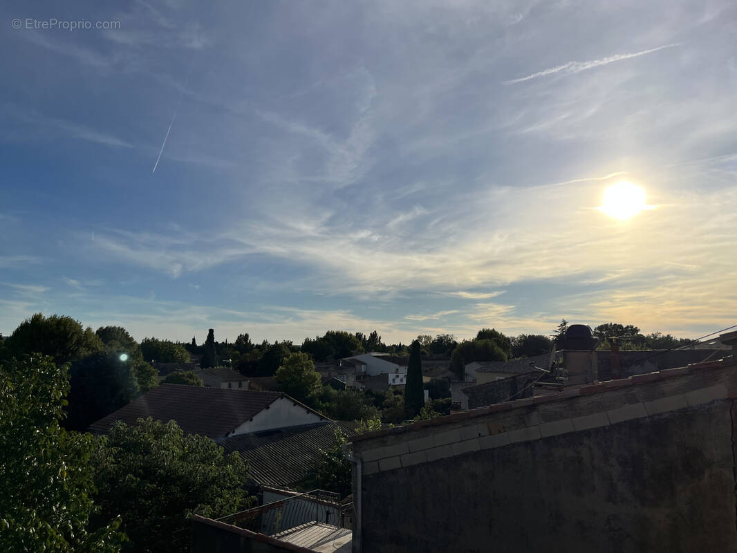 Appartement à PELISSANNE