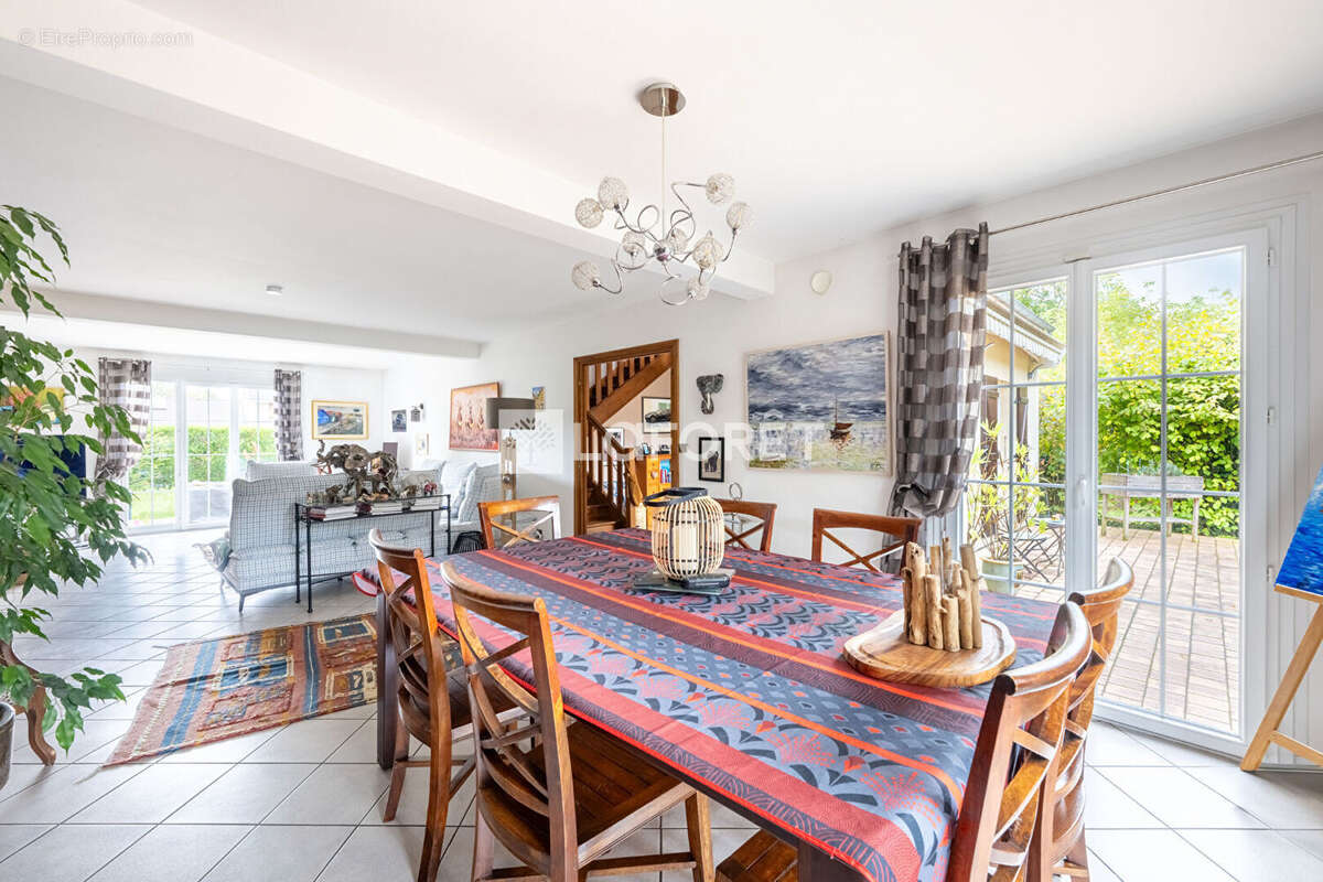 Maison à CONFLANS-SAINTE-HONORINE